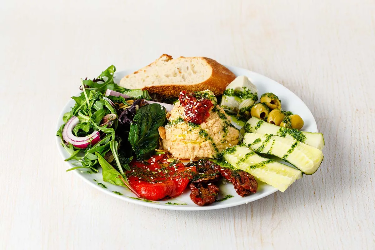 Utbud av fika, frukost och lunch på Gamla Bibliotekscaféet