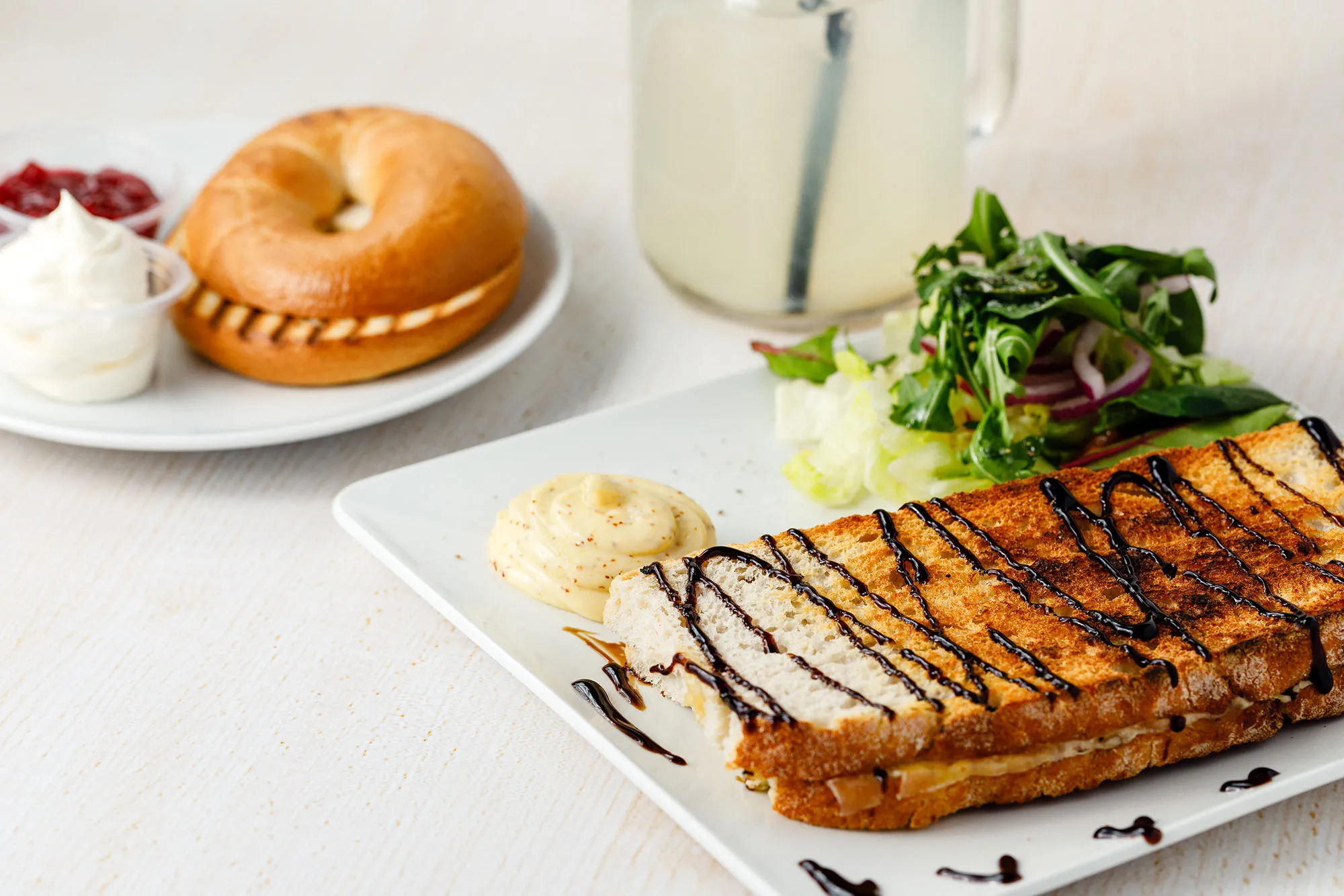 Meny med frukost, lunch och fika på Gamla Bibliotekscaféet i Umeå